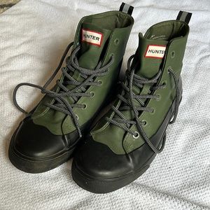 Hunter Boots - Waterproof Green Ankle Boots (Size 8.5)